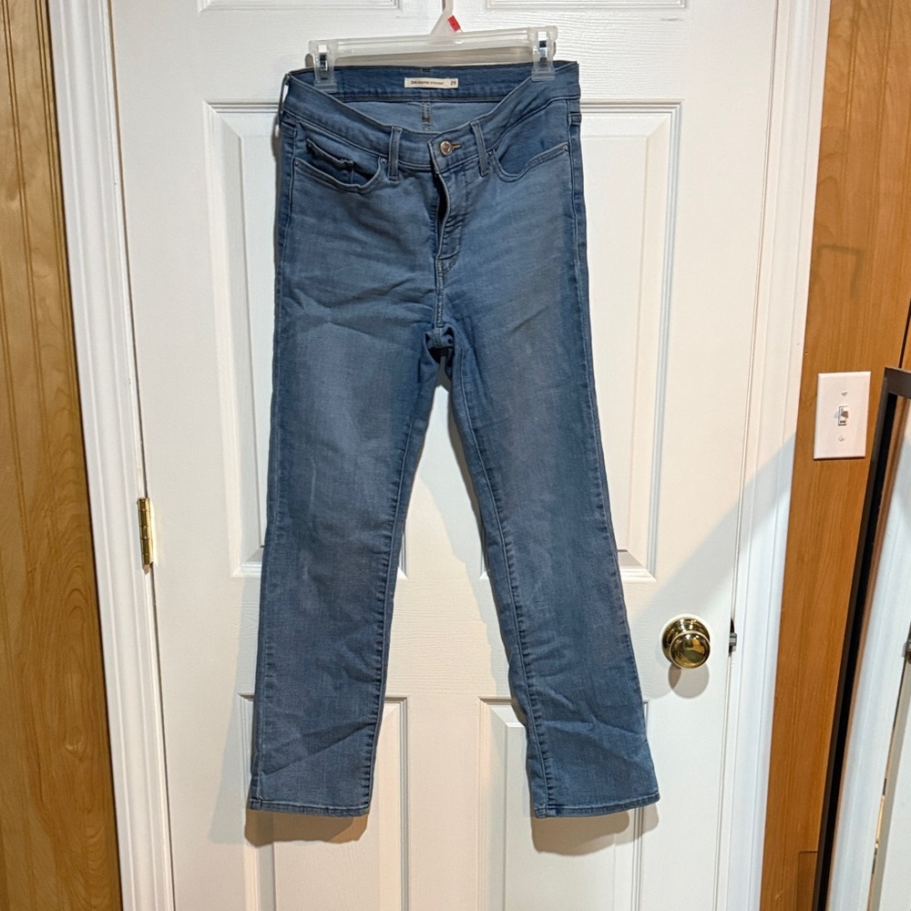 Levi's Women's Straight Leg Jeans in Light Blue